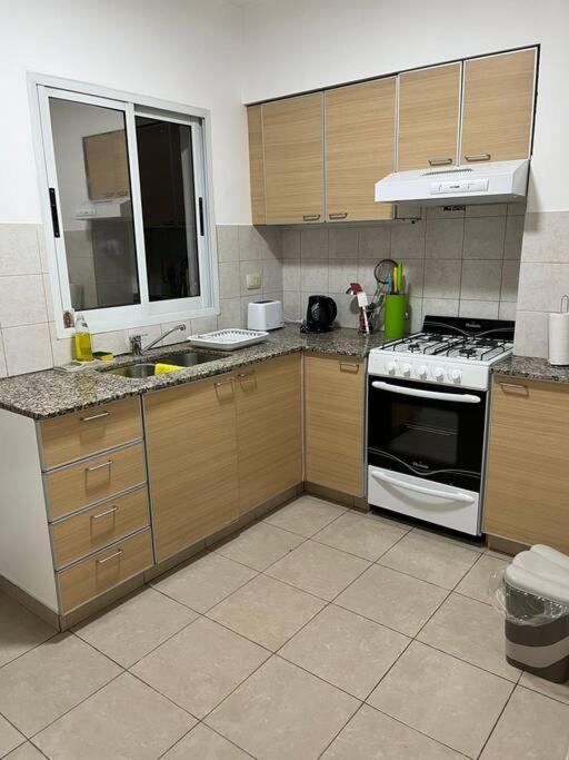 Hermoso Departamento Con Parrillero. Zona Centro Lägenhet Rosario Exteriör bild